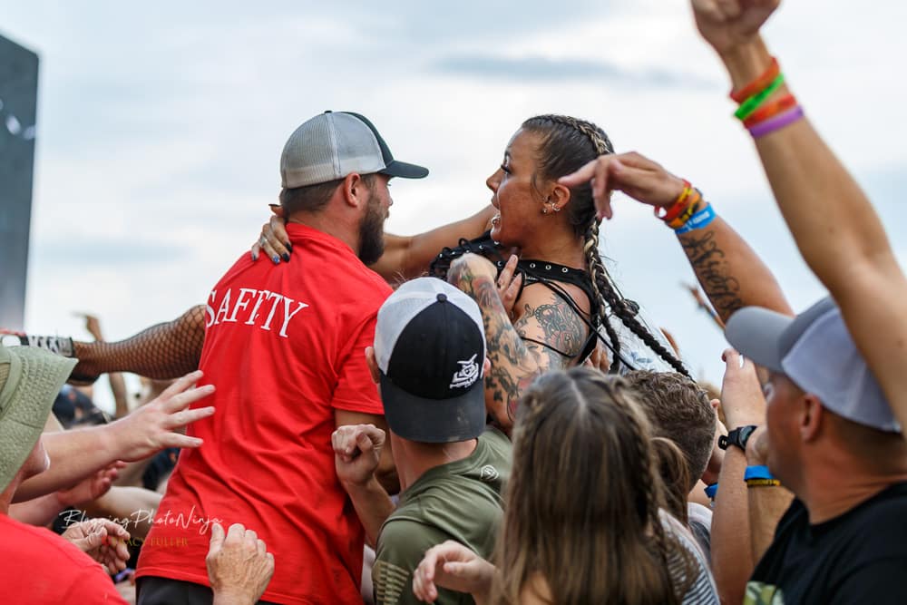 People Rocklahoma Bloggingphotoninja 1 Of 1 17 Noise From The Pit