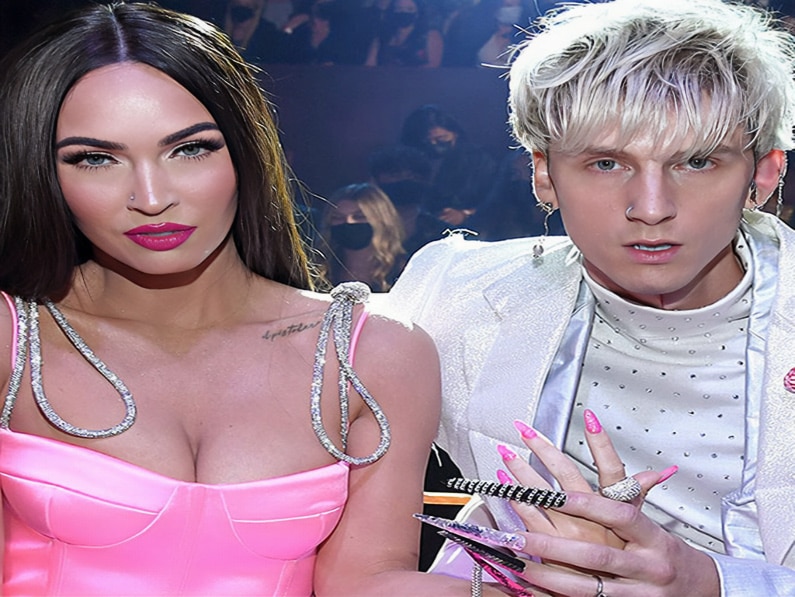 Megan Fox Sparks Machine Gun Kelly Breakup Rumors With Deleted Pics